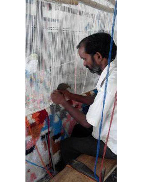 knotted weaving