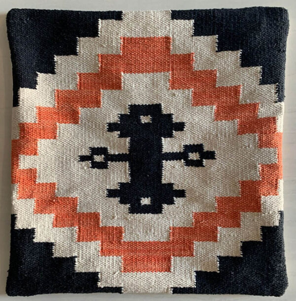 IRC-CUSHION-07